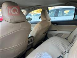 تۆیۆتا کامری